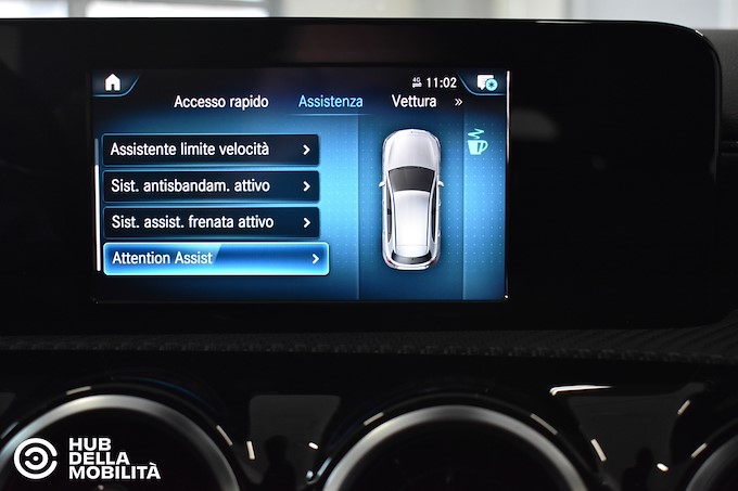 MERCEDES-BENZ A 180 d Automatic Business Extra